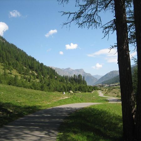 Hotel Krone Livigno Buitenkant foto