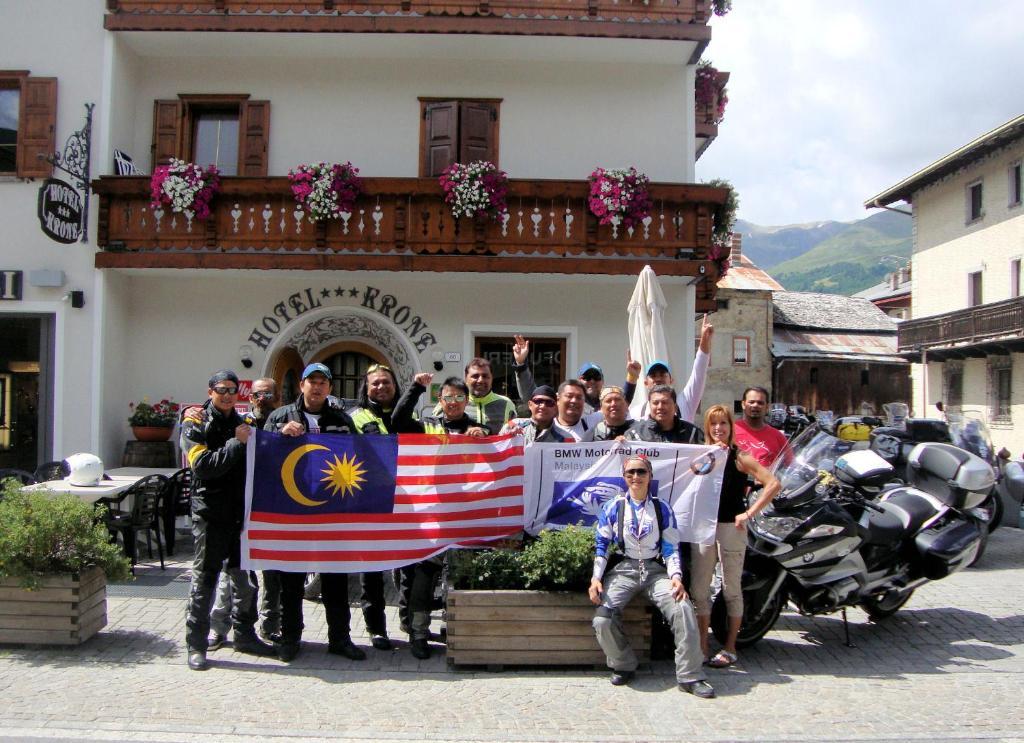 Hotel Krone Livigno Buitenkant foto