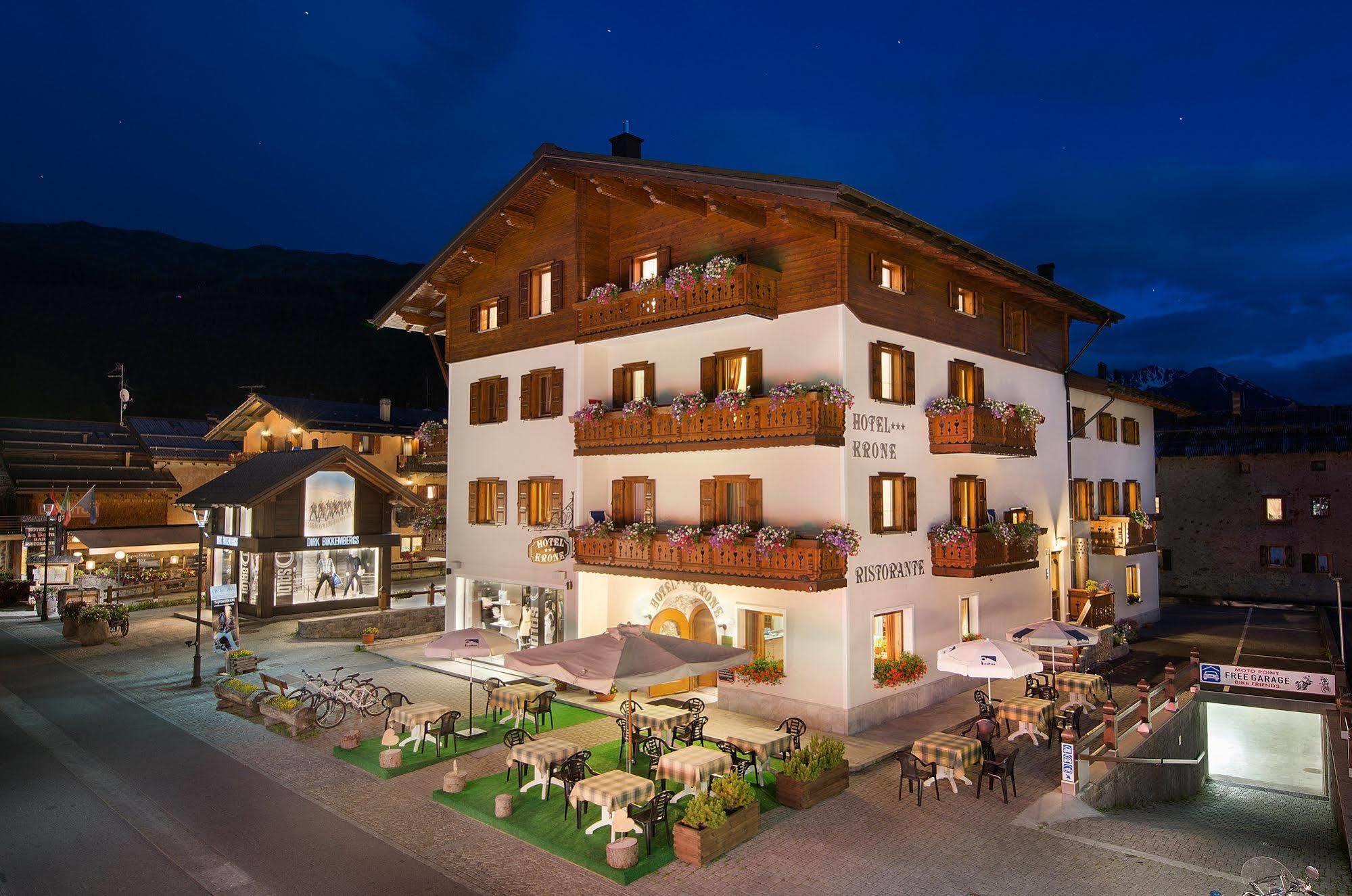 Hotel Krone Livigno Buitenkant foto